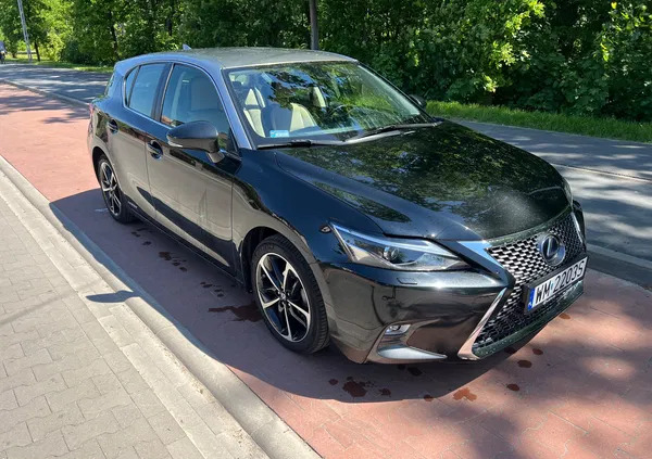 Lexus CT cena 92900 przebieg: 76900, rok produkcji 2017 z Sulejówek